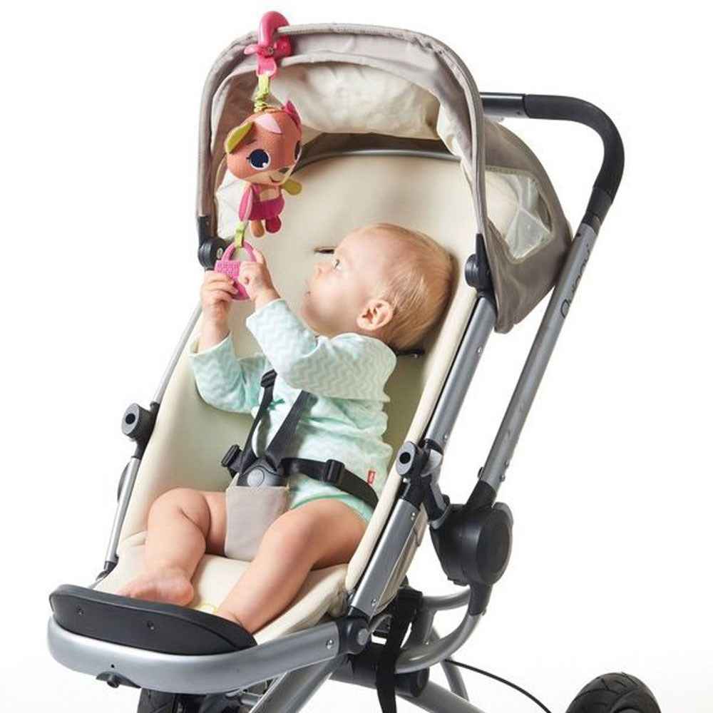 Tiny Love Titreyen İzzy 