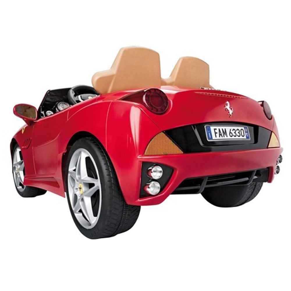 Feber Ferrari California Akülü Araba (12V) 