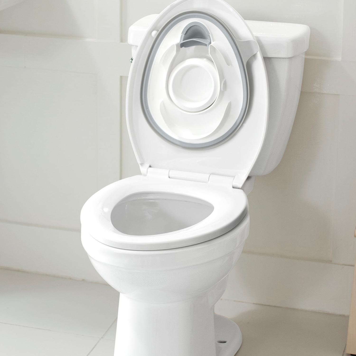 Skip Hop Tuvalet Adaptörü 9G882010 Beyaz