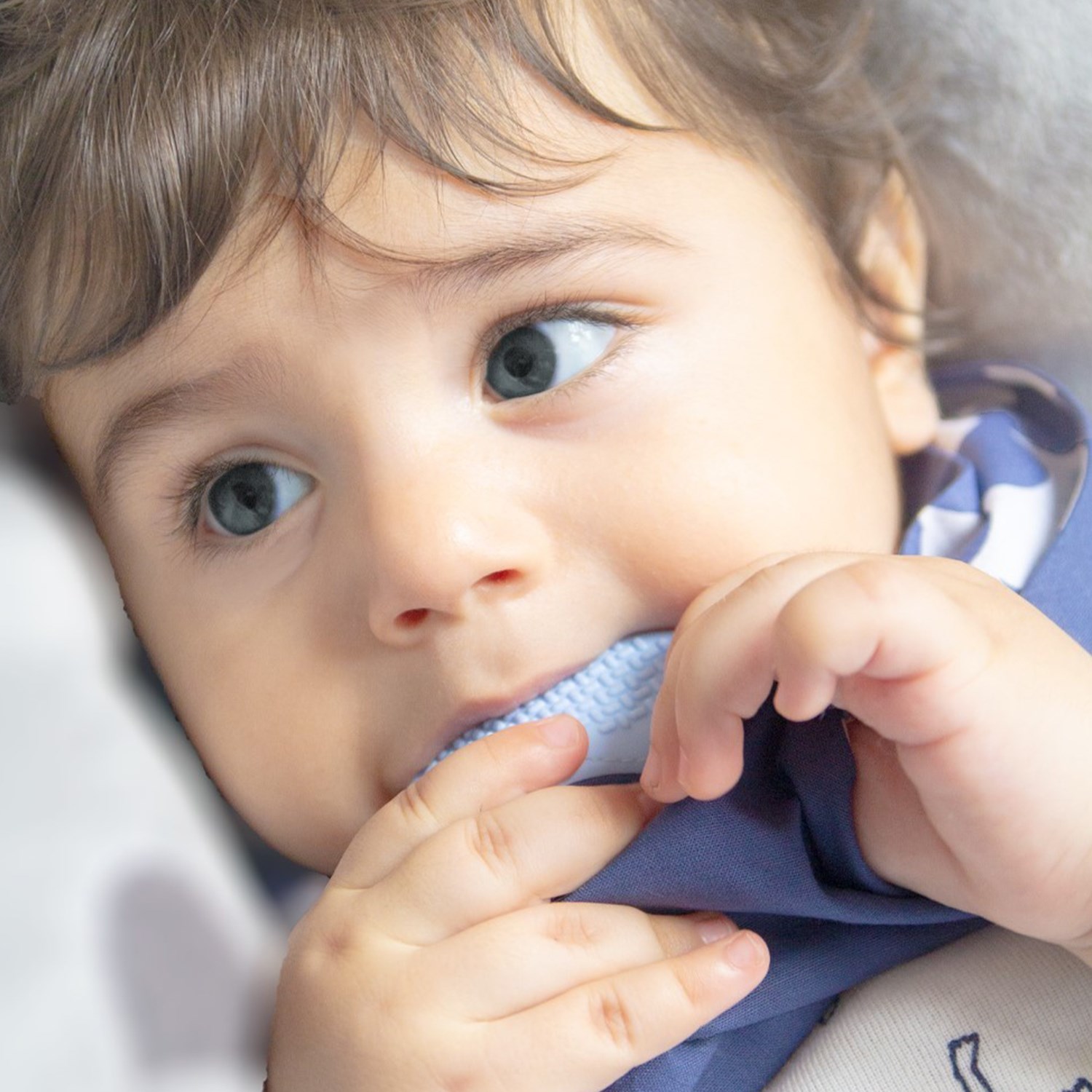 Babyjem Diş Kaşıyıcılı Poplin Fular Önlük 686 İndigo