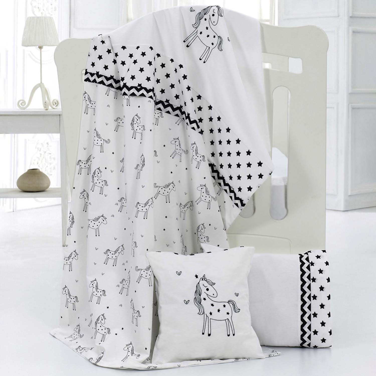 Momishop Bebek Nevresim Takımı 100x150 Cm 8089 Beyaz-Siyah