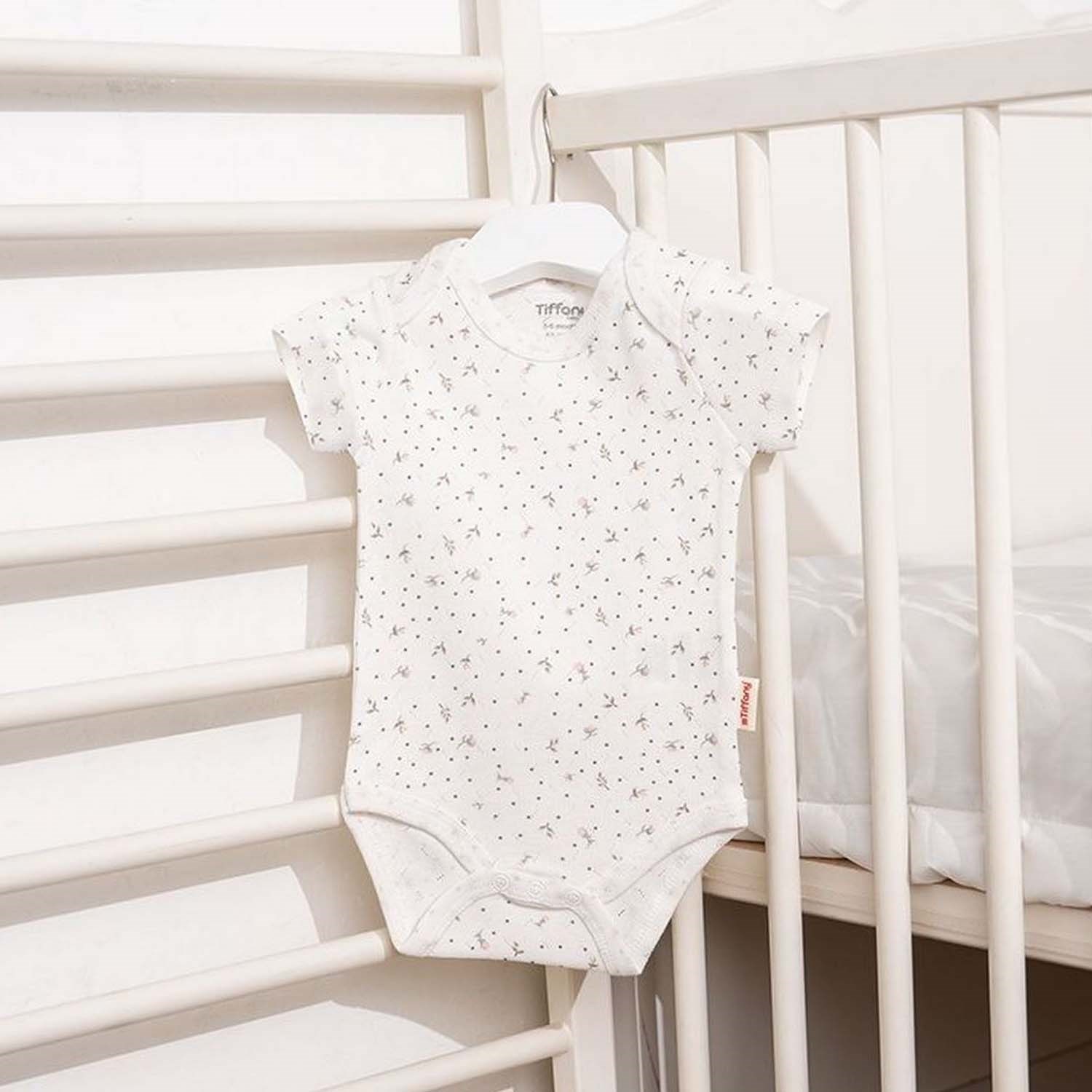 Tiffany Baby Jakarlı Flowering Theme Yarım Kol Bebek Body Ekru