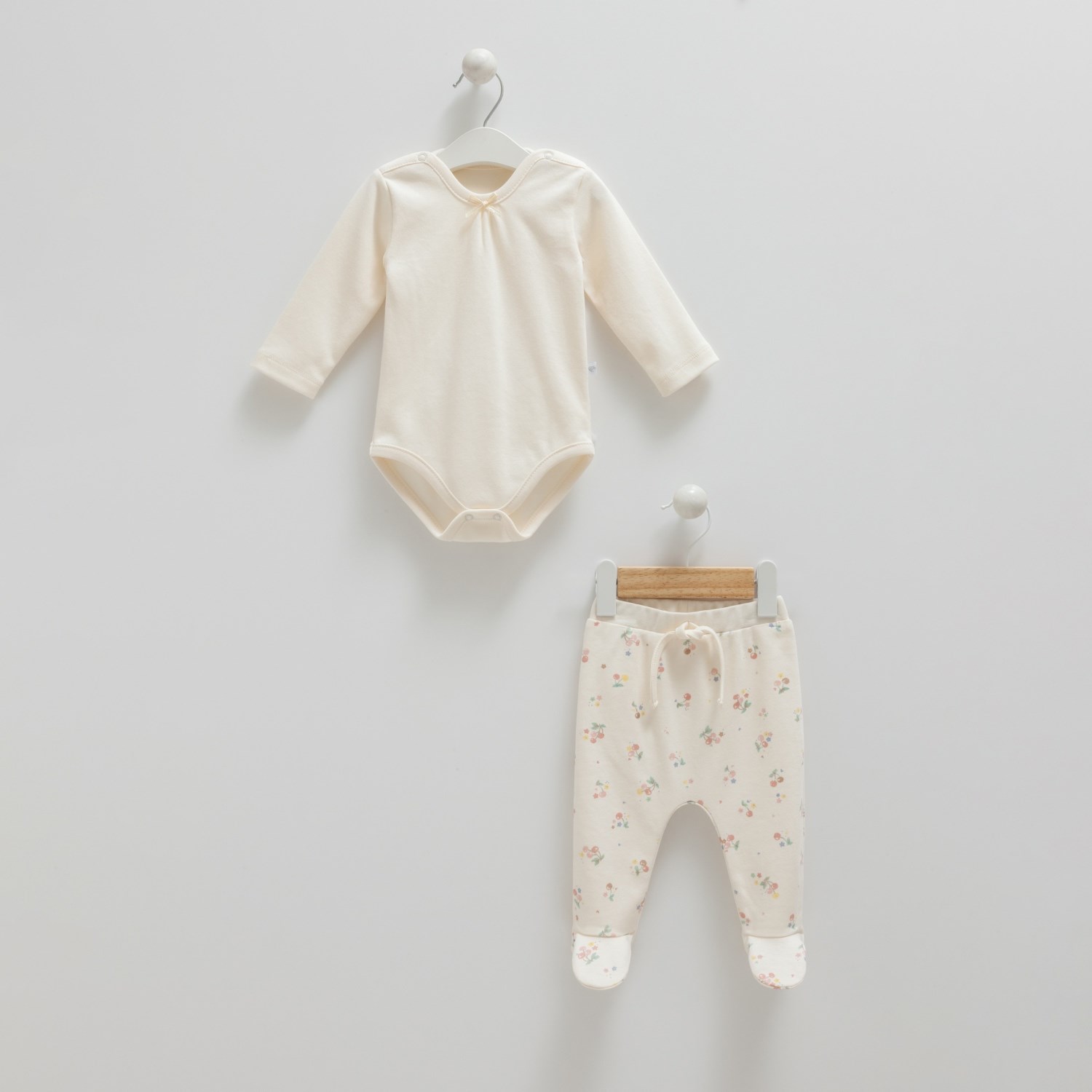 Caramell Cherry Baby Body ve Pantolon 1216 Ekru